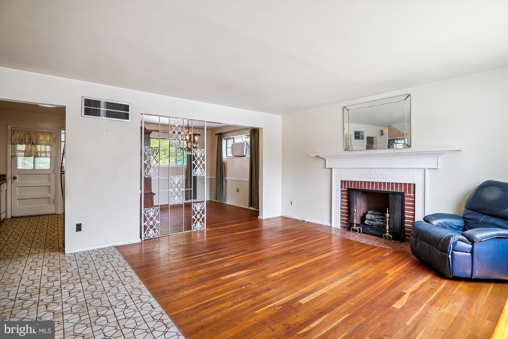 ADELPHI HEIGHTS - Residential