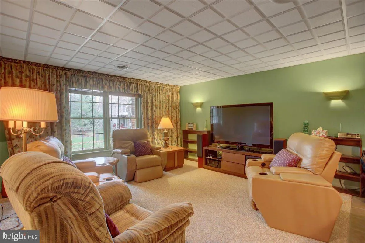 Fayetteville, Pennsylvania 17222, United States, 4 Bedrooms Bedrooms, ,4 BathroomsBathrooms,Residential,Coming Soon,98919