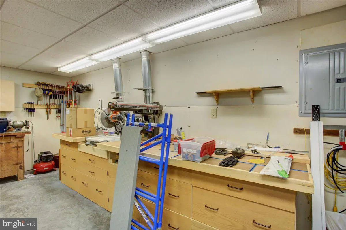 Fayetteville, Pennsylvania 17222, United States, 4 Bedrooms Bedrooms, ,4 BathroomsBathrooms,Residential,Coming Soon,98919