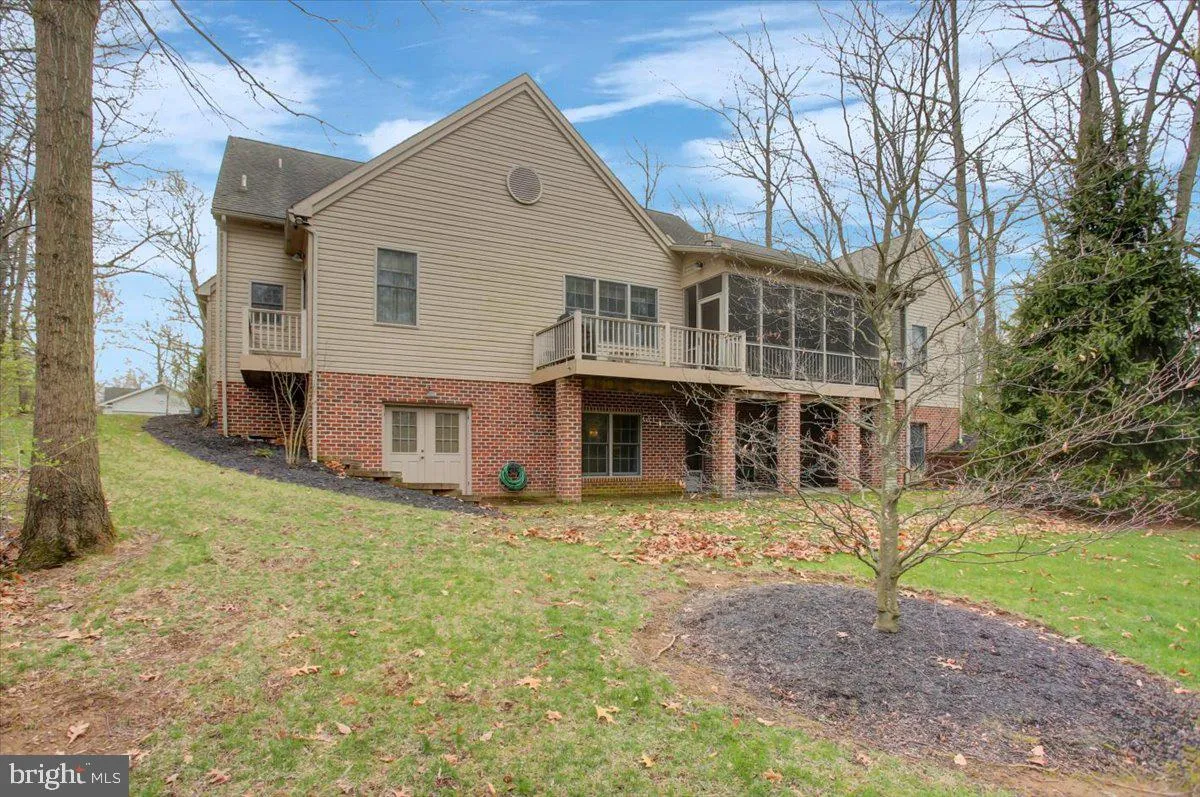 Fayetteville, Pennsylvania 17222, United States, 4 Bedrooms Bedrooms, ,4 BathroomsBathrooms,Residential,Coming Soon,98919