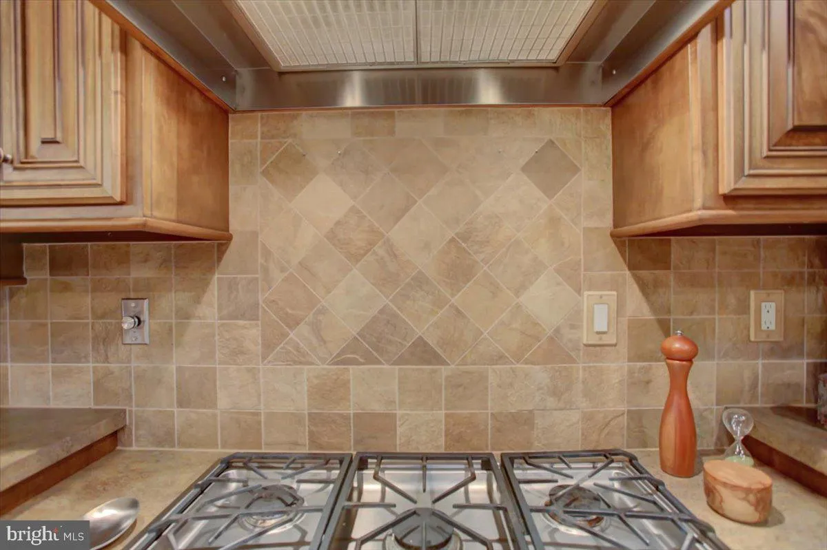 Fayetteville, Pennsylvania 17222, United States, 4 Bedrooms Bedrooms, ,4 BathroomsBathrooms,Residential,Coming Soon,98919