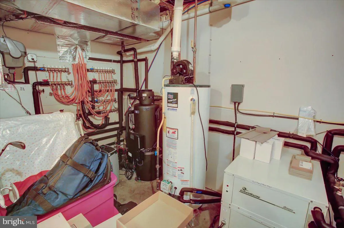 Fayetteville, Pennsylvania 17222, United States, 4 Bedrooms Bedrooms, ,4 BathroomsBathrooms,Residential,Coming Soon,98919