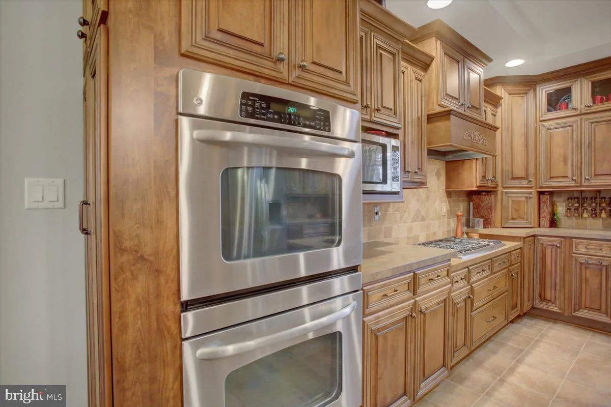 Fayetteville, Pennsylvania 17222, United States, 4 Bedrooms Bedrooms, ,4 BathroomsBathrooms,Residential,Coming Soon,98919