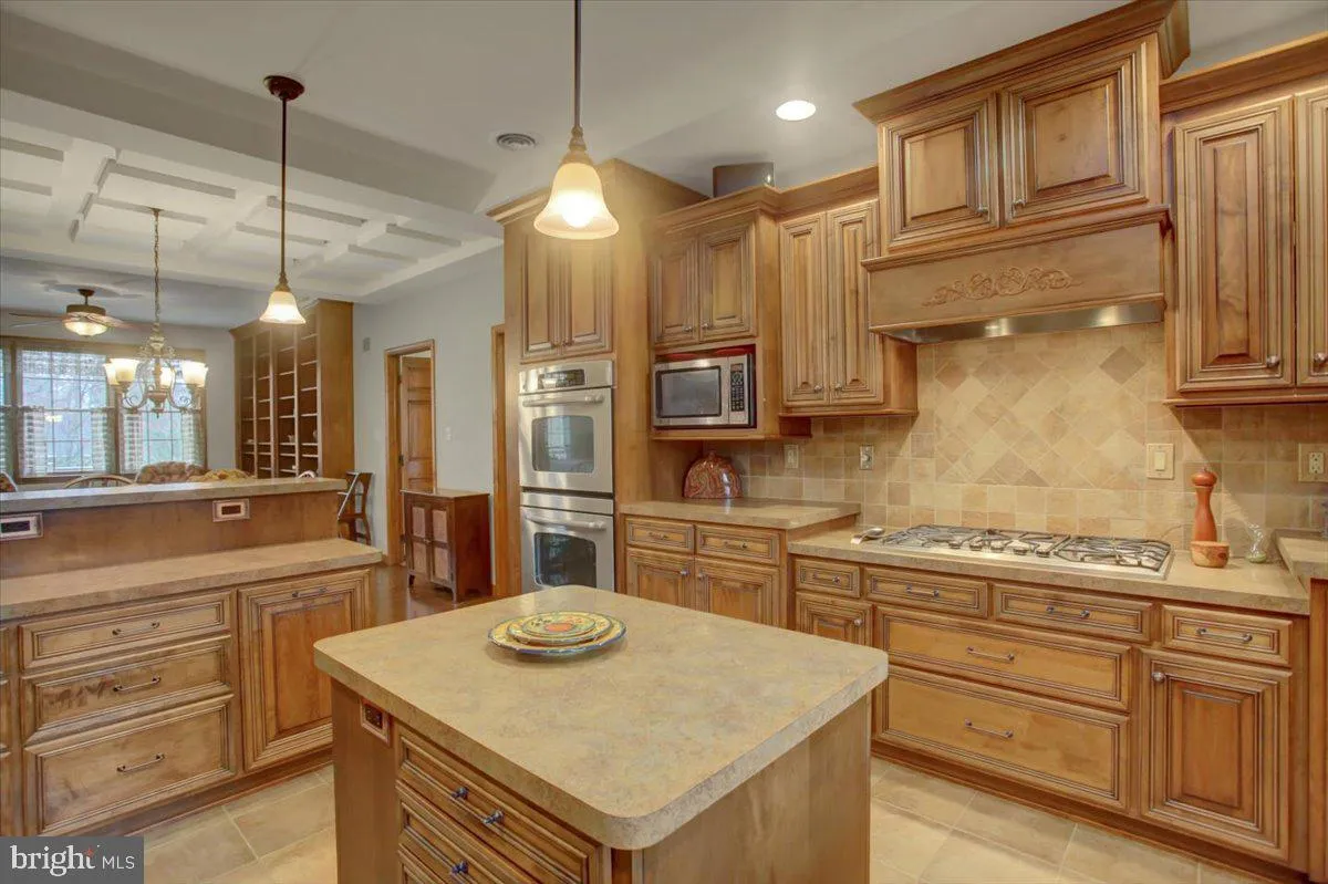 Fayetteville, Pennsylvania 17222, United States, 4 Bedrooms Bedrooms, ,4 BathroomsBathrooms,Residential,Coming Soon,98919