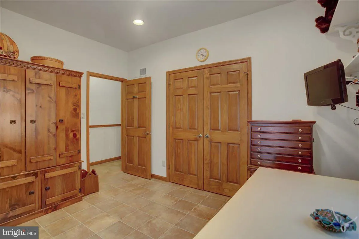 Fayetteville, Pennsylvania 17222, United States, 4 Bedrooms Bedrooms, ,4 BathroomsBathrooms,Residential,Coming Soon,98919