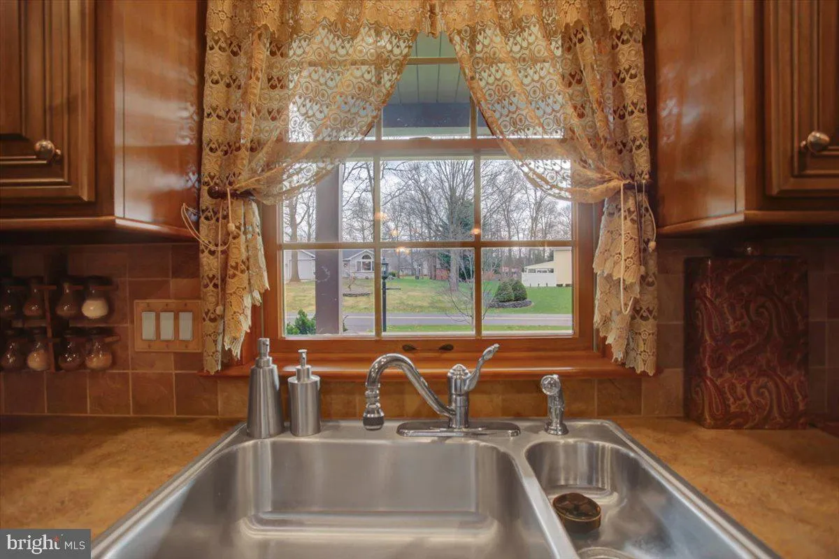 Fayetteville, Pennsylvania 17222, United States, 4 Bedrooms Bedrooms, ,4 BathroomsBathrooms,Residential,Coming Soon,98919