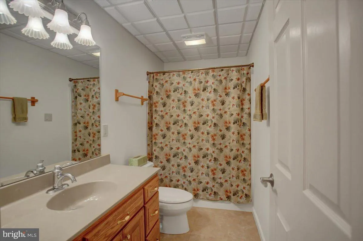 Fayetteville, Pennsylvania 17222, United States, 4 Bedrooms Bedrooms, ,4 BathroomsBathrooms,Residential,Coming Soon,98919