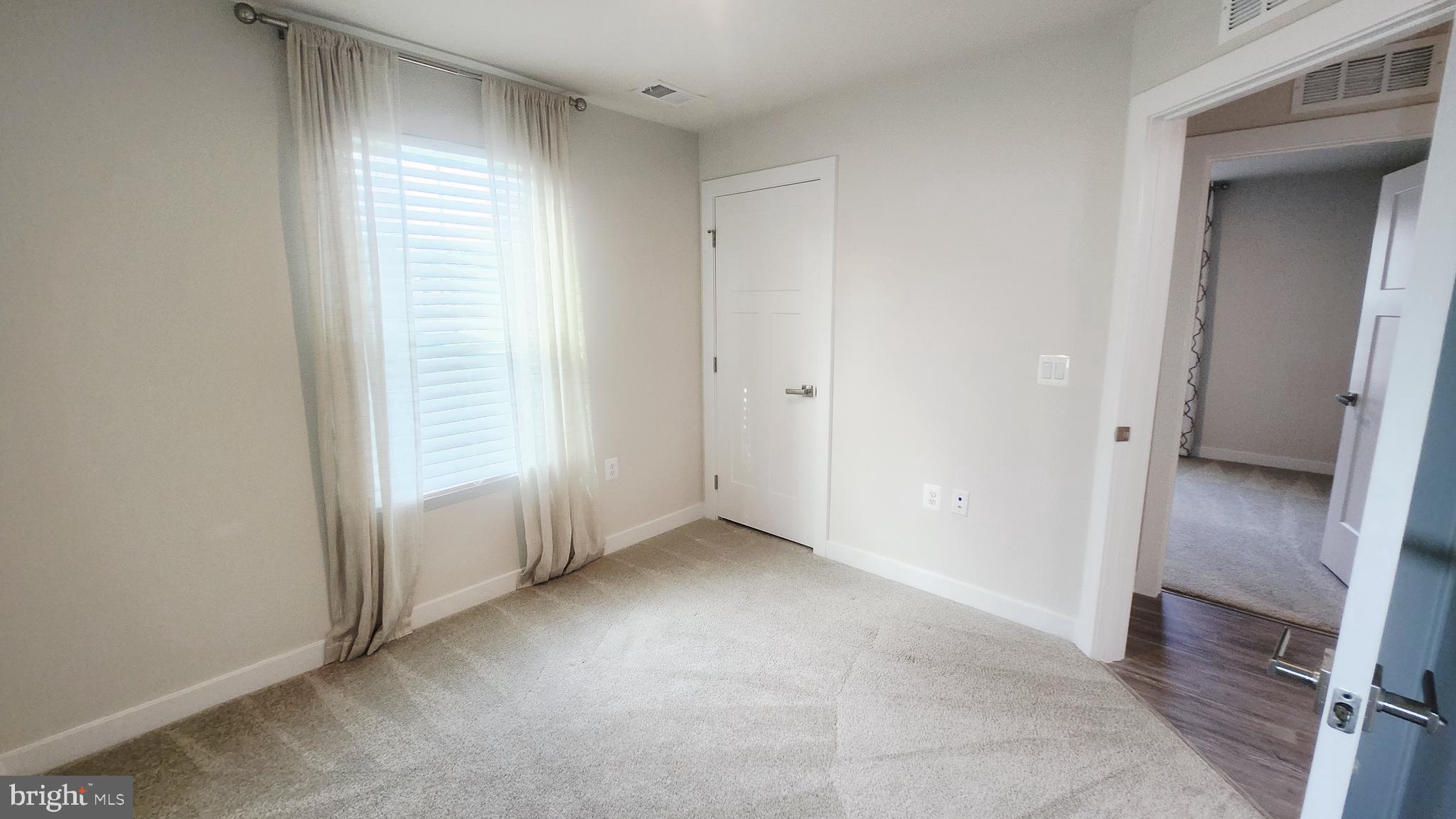 THE LAKES AT MARTINSBURG - Residential