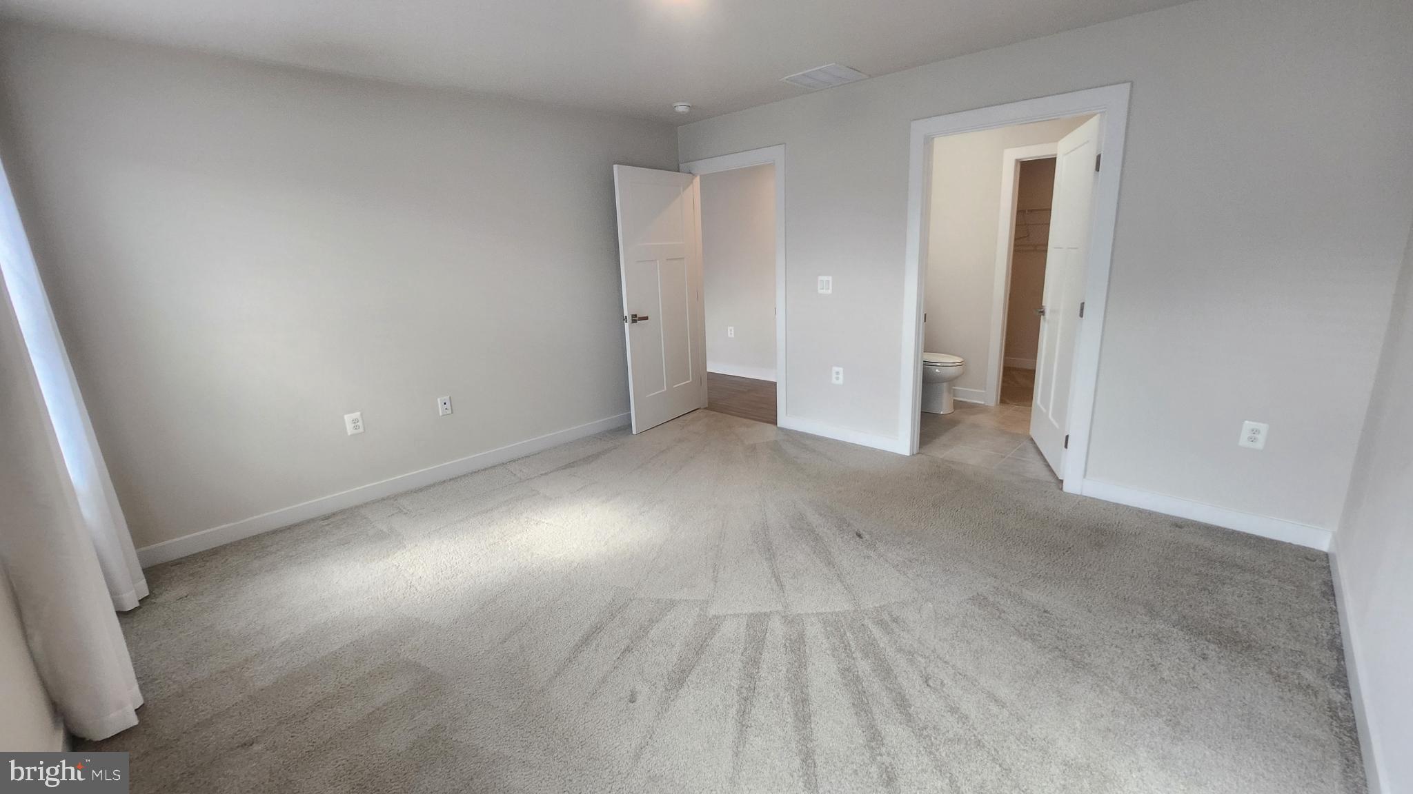 THE LAKES AT MARTINSBURG - Residential