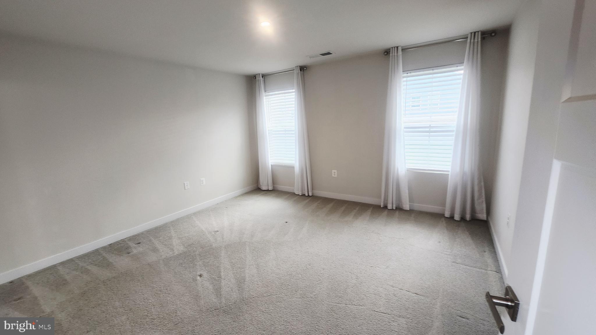 THE LAKES AT MARTINSBURG - Residential