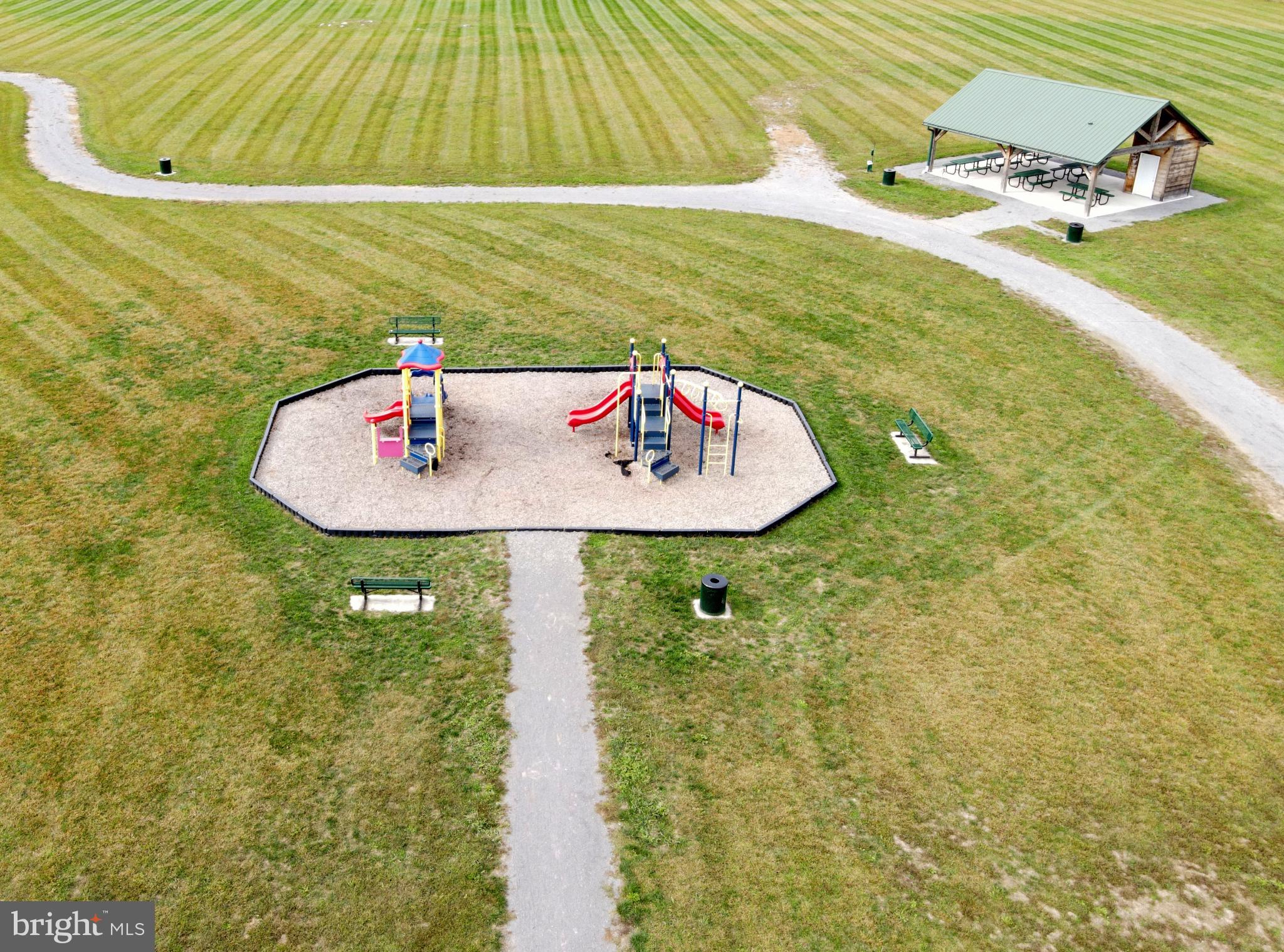 THE LAKES AT MARTINSBURG - Residential