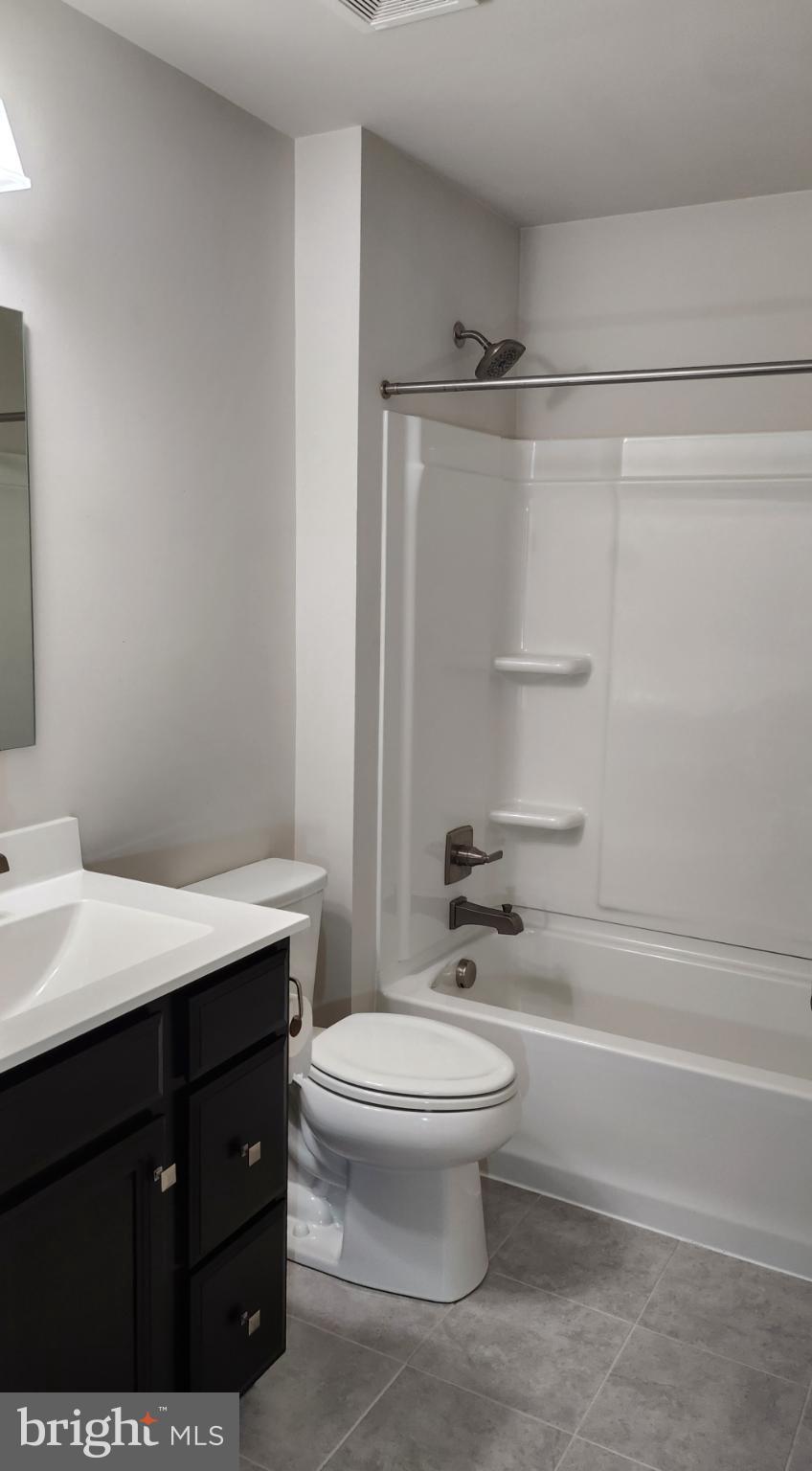 THE LAKES AT MARTINSBURG - Residential