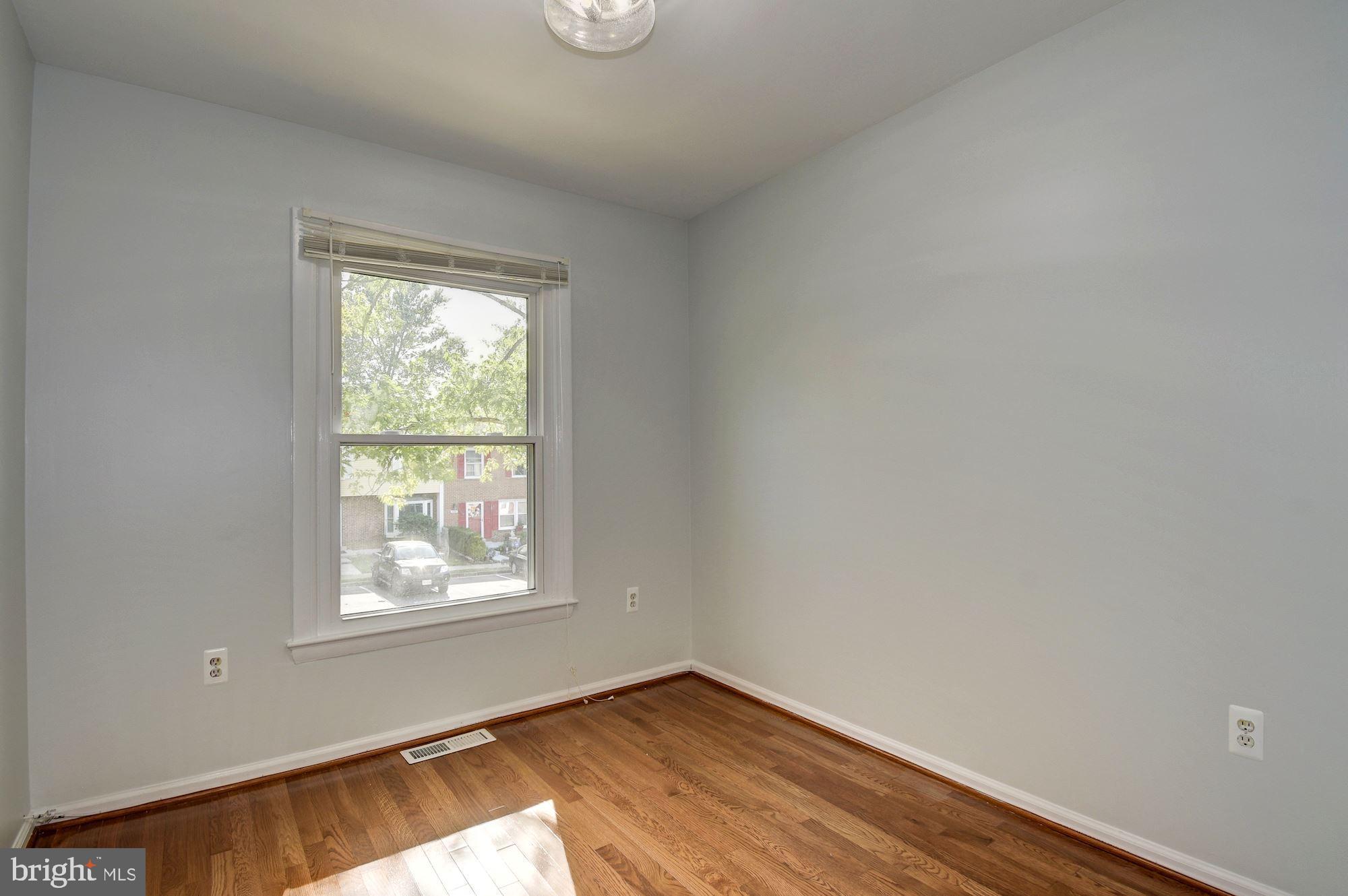 WINDSOR PARK - Residential