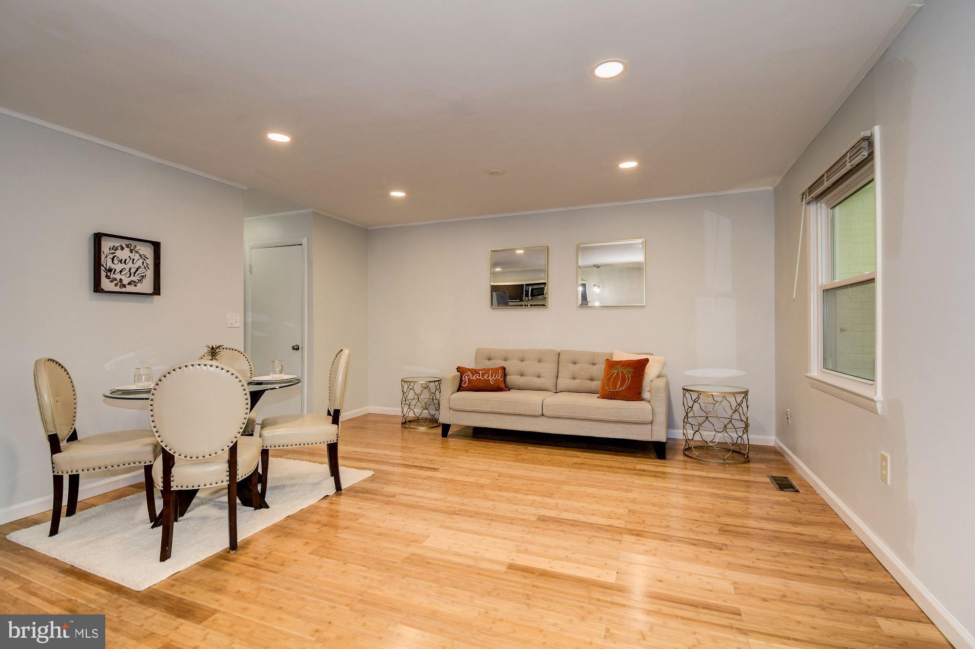 WINDSOR PARK - Residential