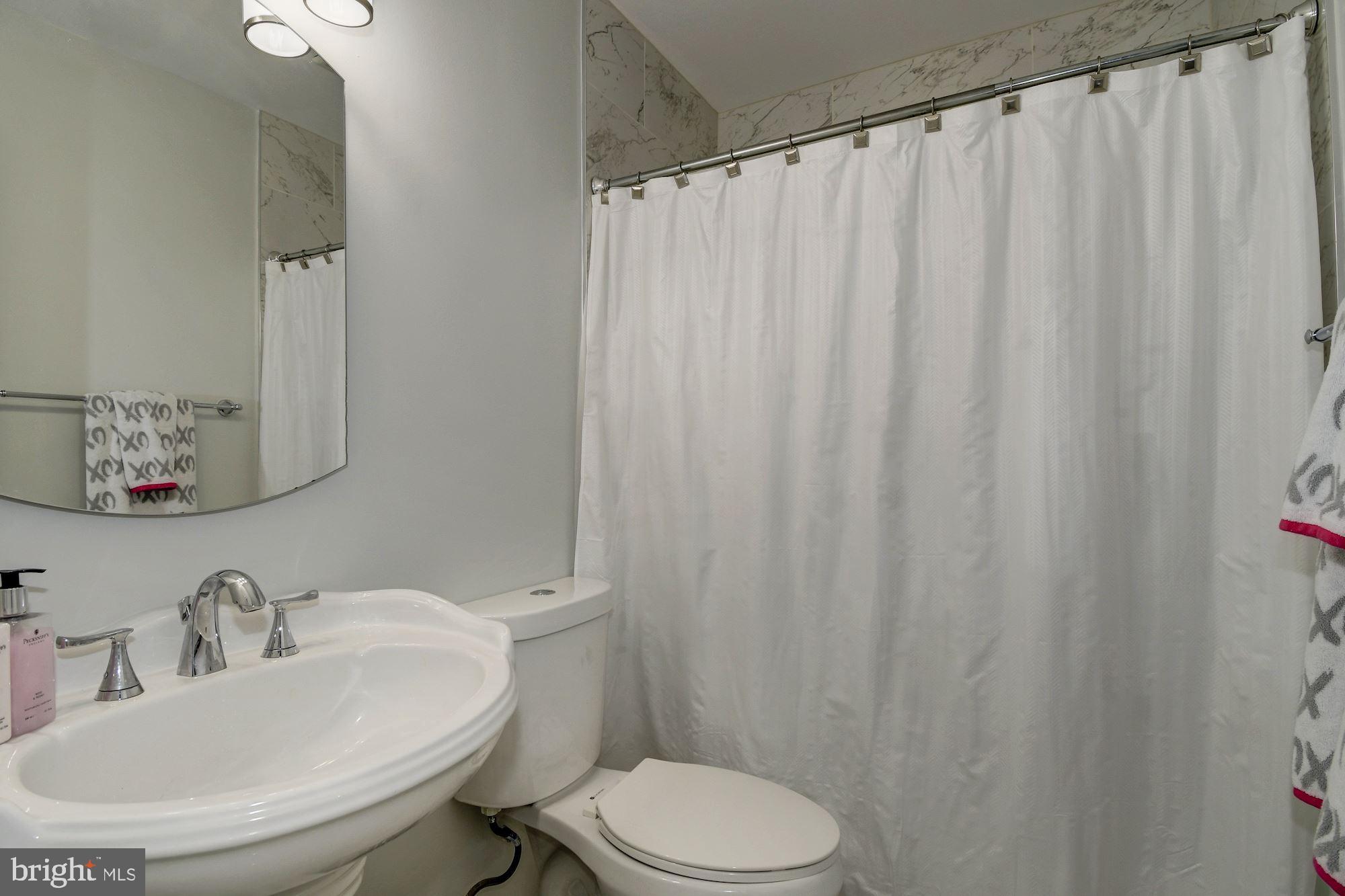 WINDSOR PARK - Residential