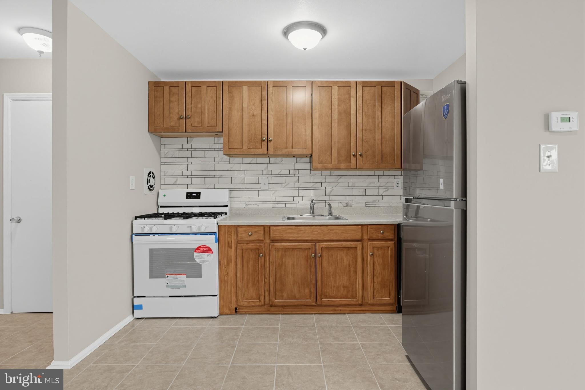 7611 FONTAINEBLEAU DRIVE 2223