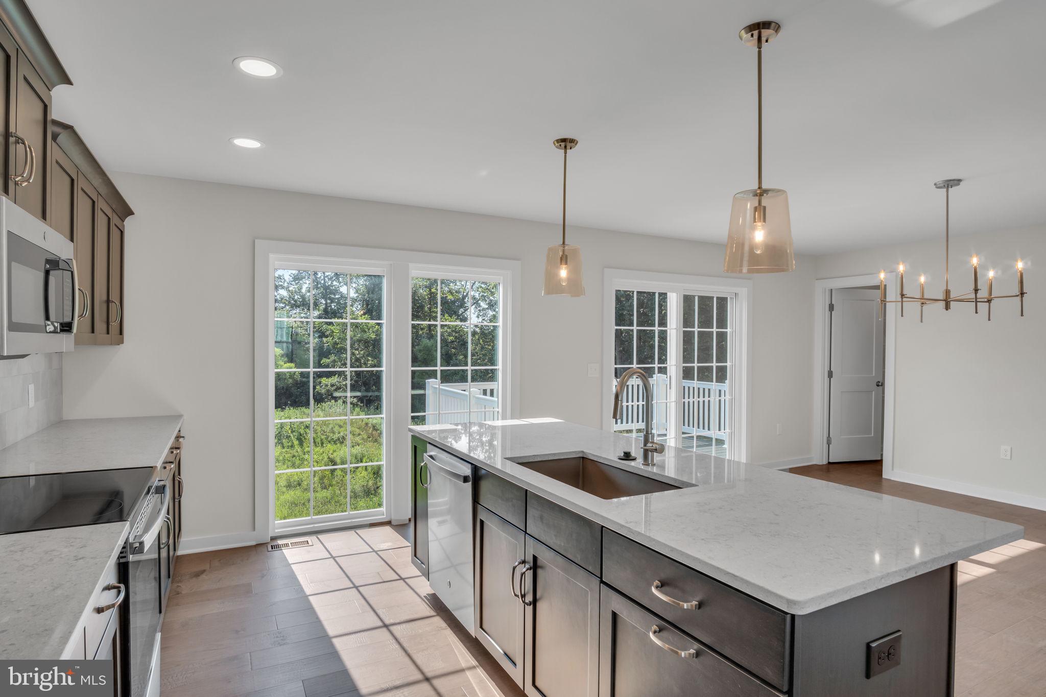 FLOWING SPRINGS - Residential