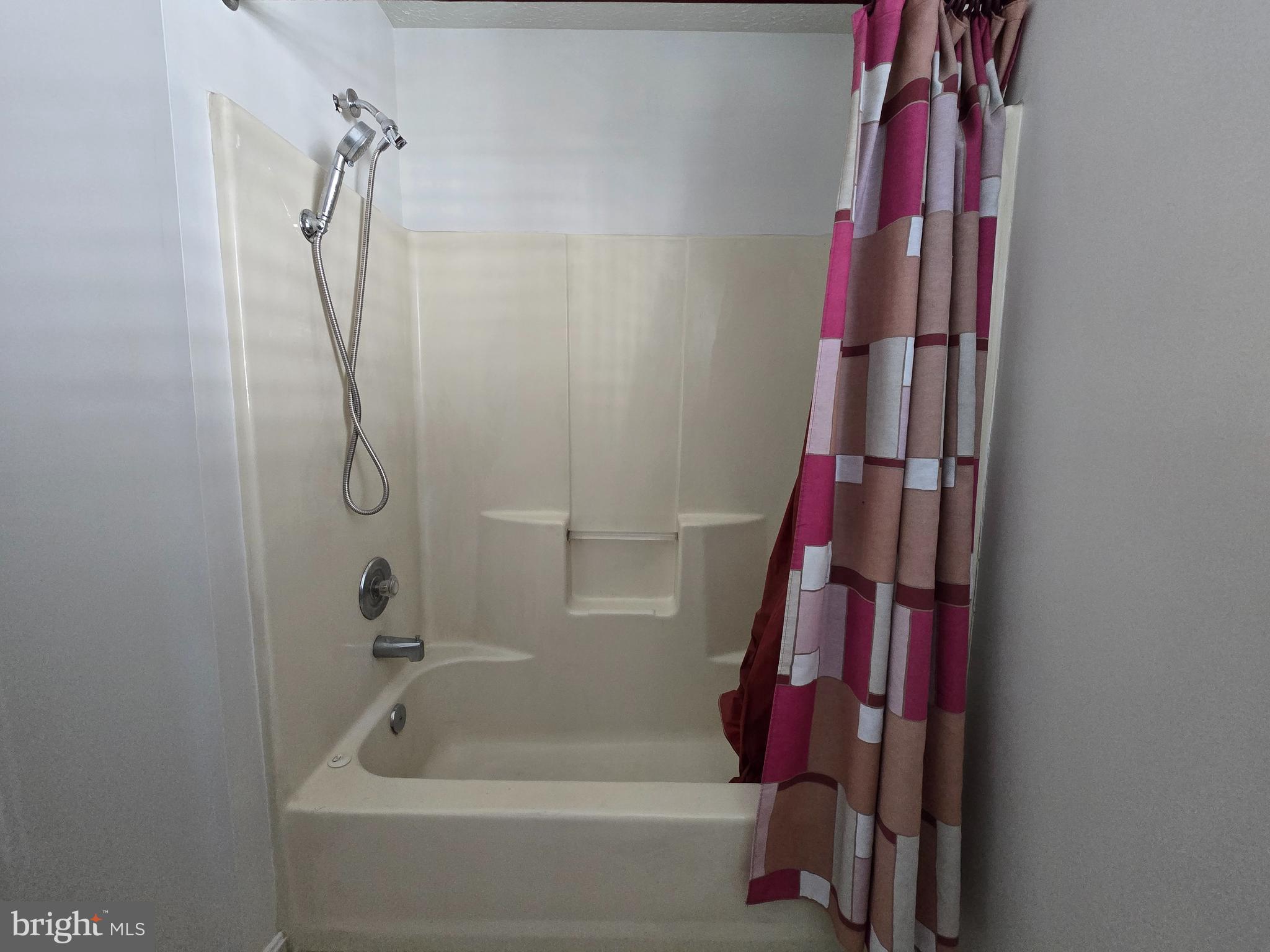 CLINTON DALE ESTATES - Residential