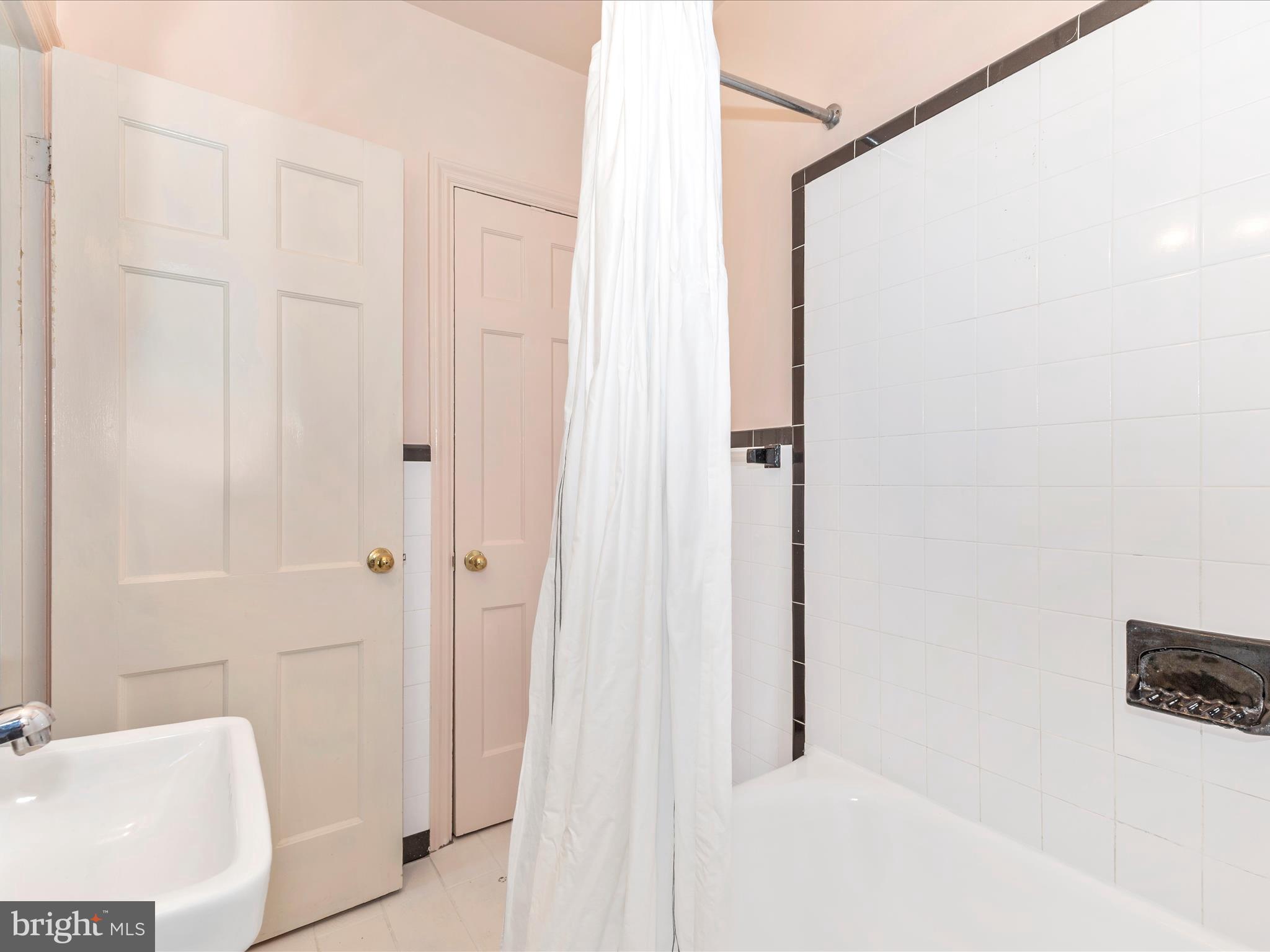 TAKOMA PARK - Residential