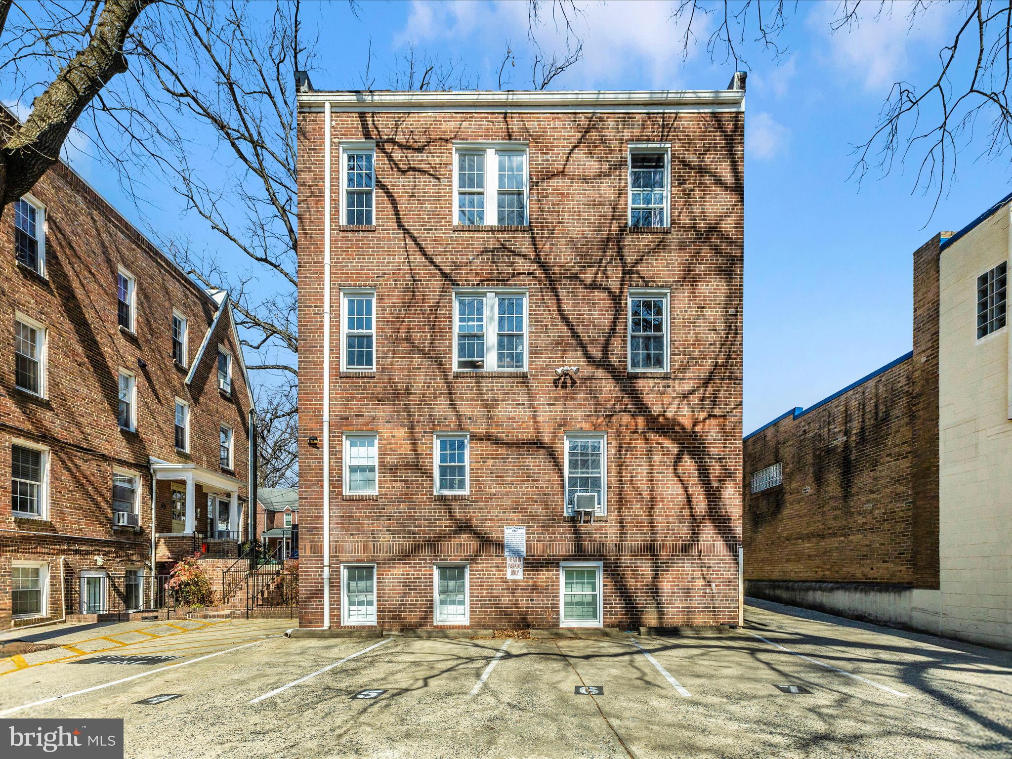 TAKOMA PARK - Residential