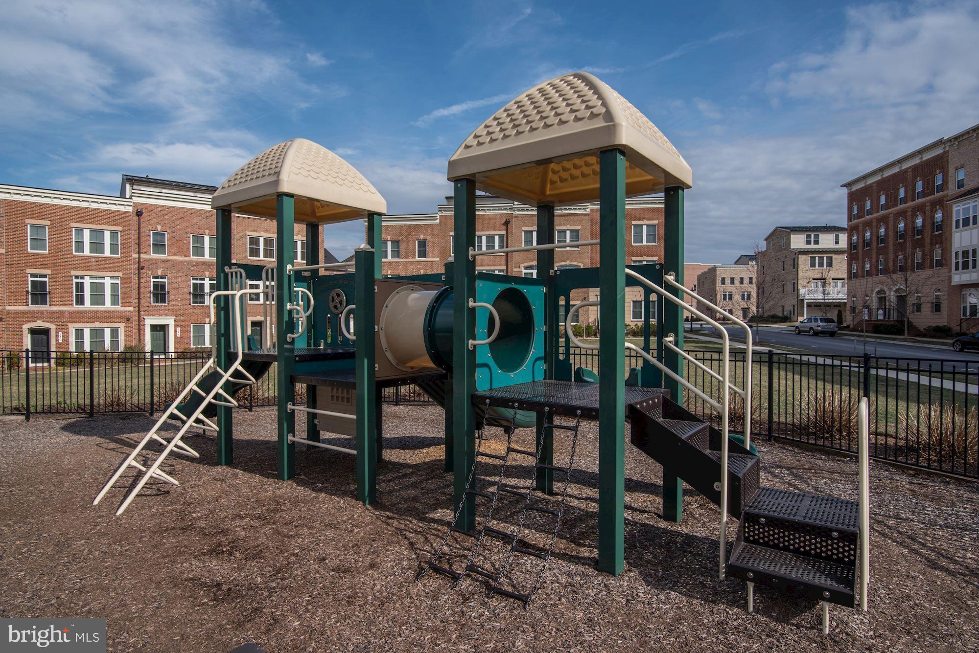 PARKLANDS AT WATKINS MILL - Residential