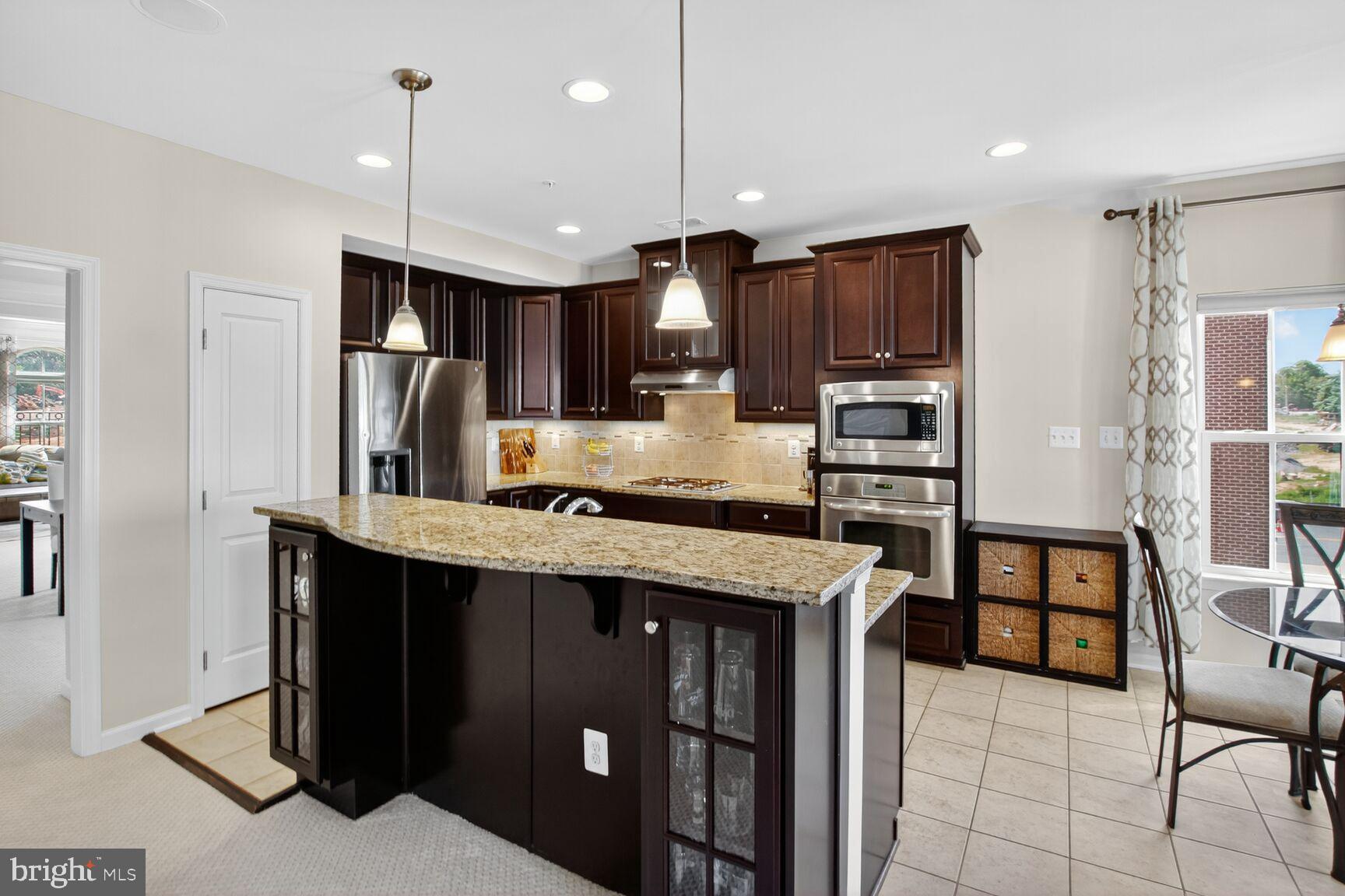 446 BLUE FLAX PLACE 446