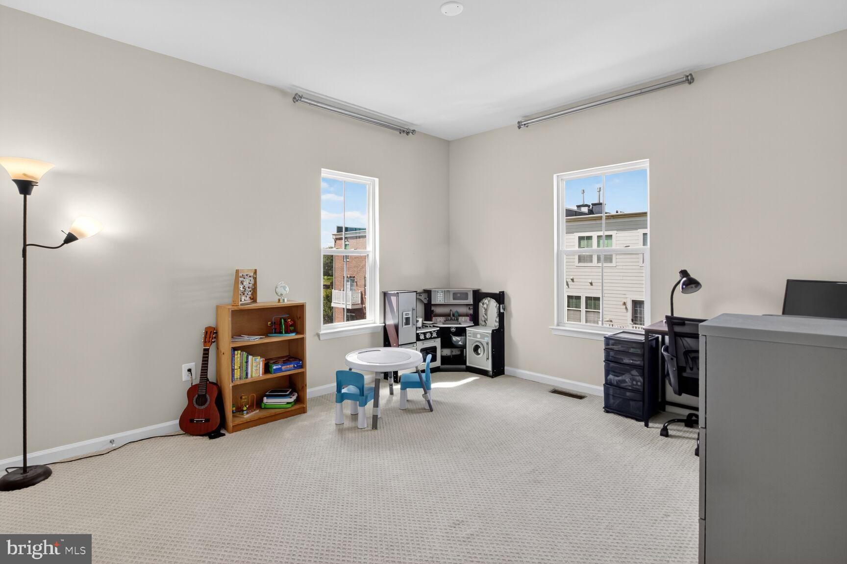 PARKLANDS AT WATKINS MILL - Residential