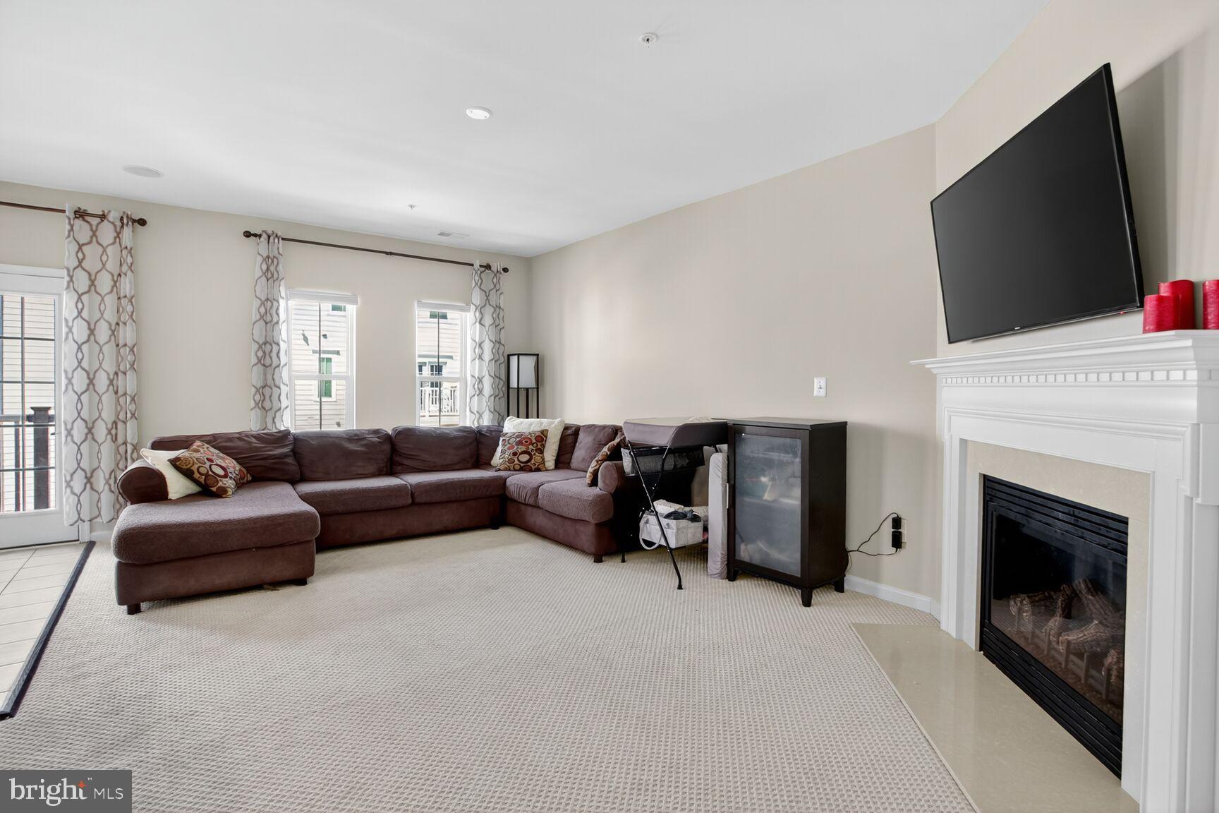 PARKLANDS AT WATKINS MILL - Residential