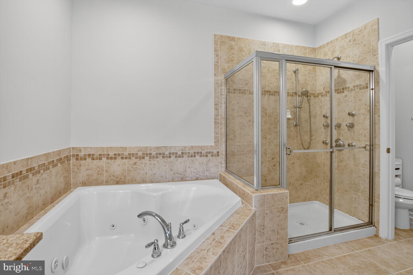 PARKLANDS AT WATKINS MILL - Residential