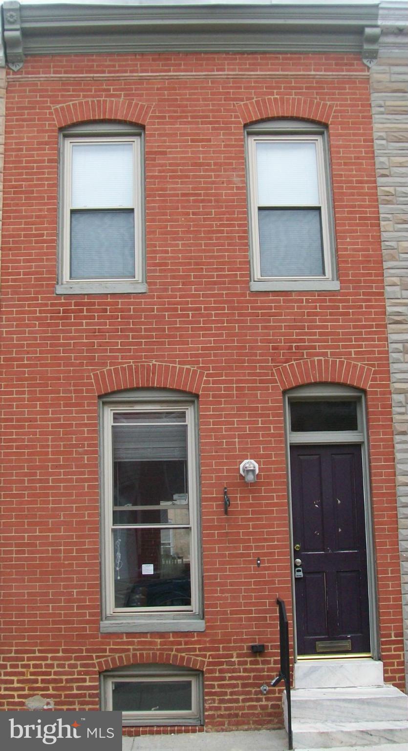 This property is now under auction terms. This property is subject to a 5% ($1500 min) buyer's premium pursuant to the Auction Terms & Conditions (minimums may apply).Please note that commission percentages might change between pre-sale and auction periods, so please contact listing agent for exact commission terms. See general remarks for other details.