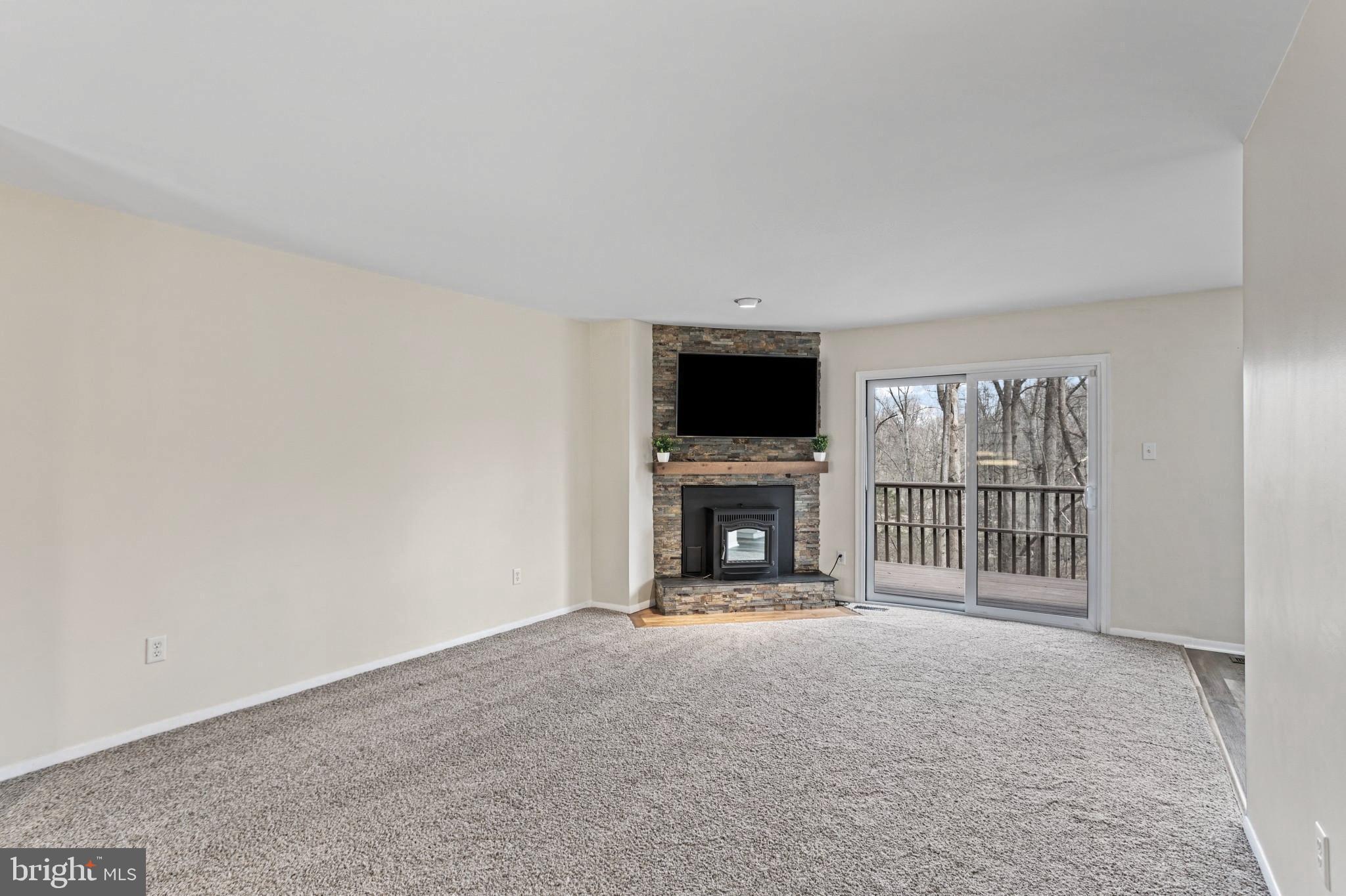 VILLAGE OF KINGS CONTRIVANCE - Residential