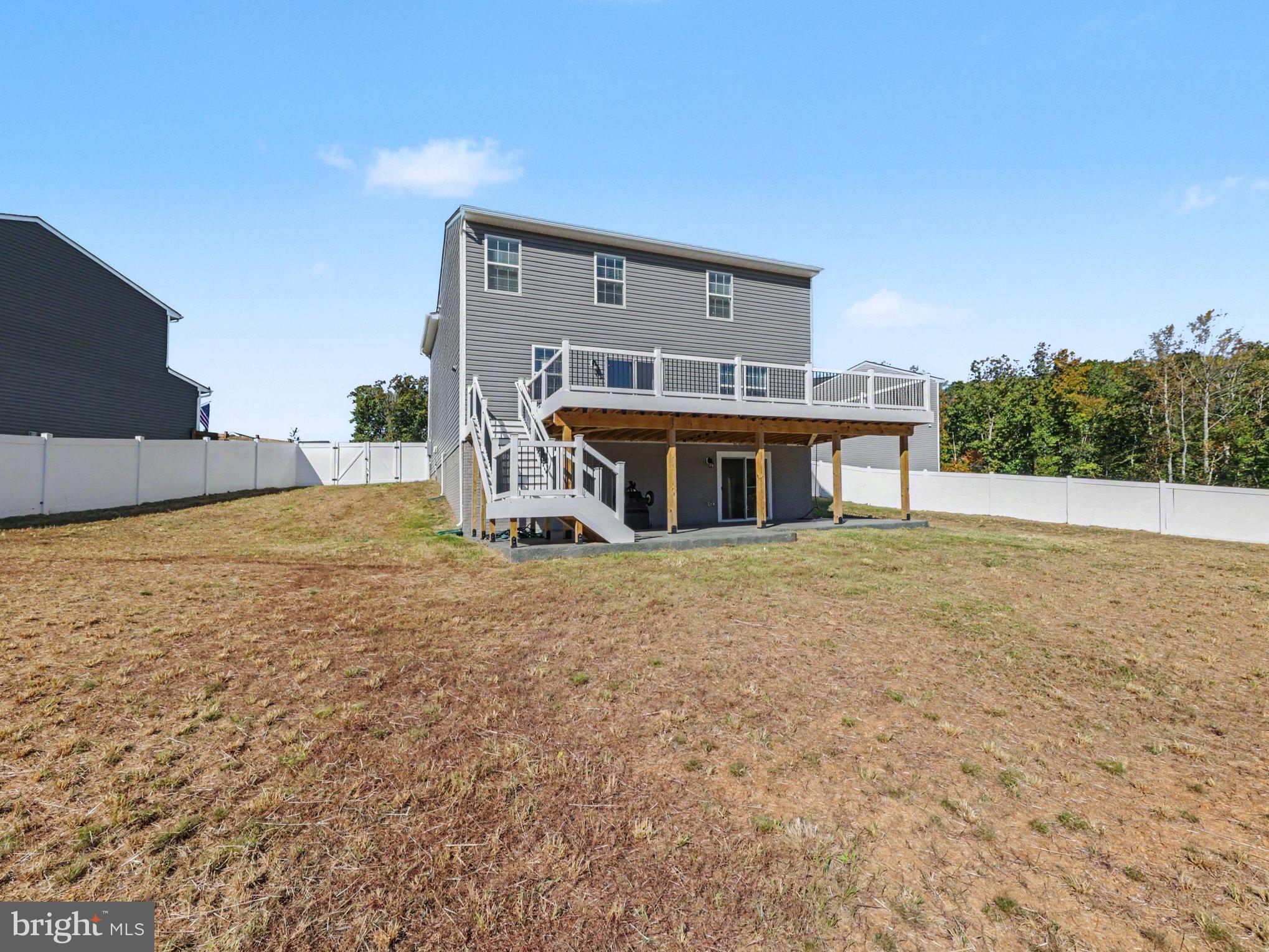 3282 WHITE TAIL DRIVE