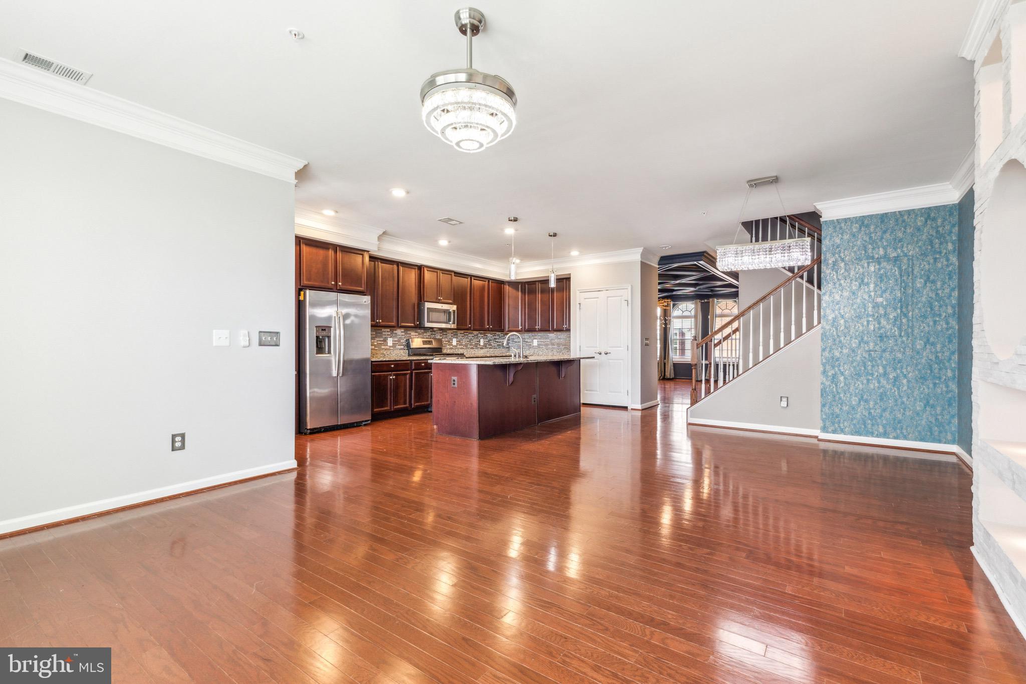 BRIARWOOD - Residential