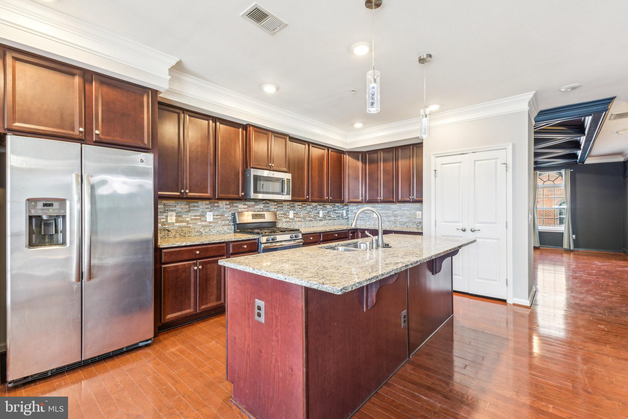 BRIARWOOD - Residential