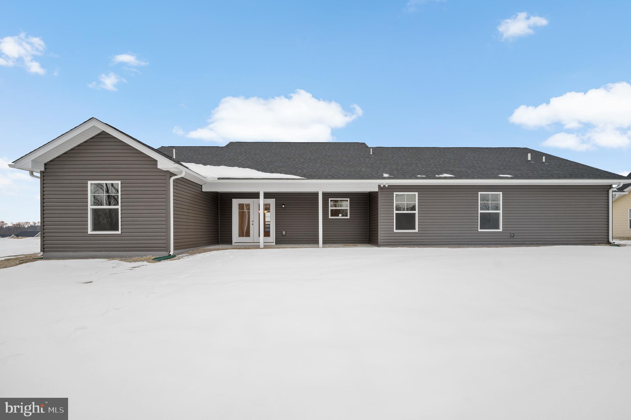 Lot 583 THOROUGHBRED TERRACE