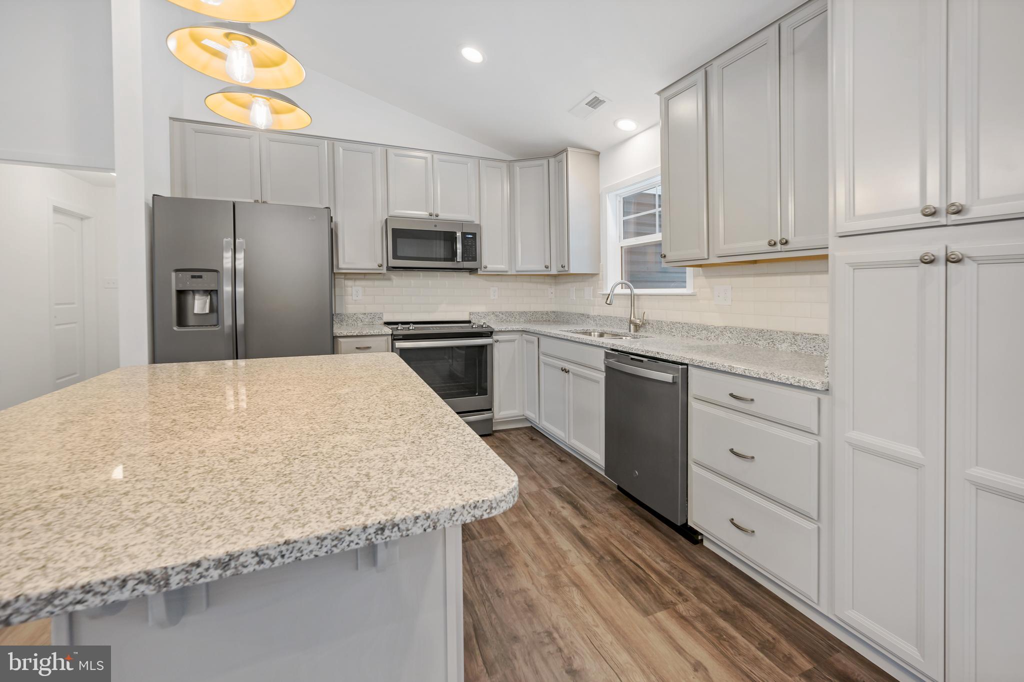 BRIDLE CREEK - Residential