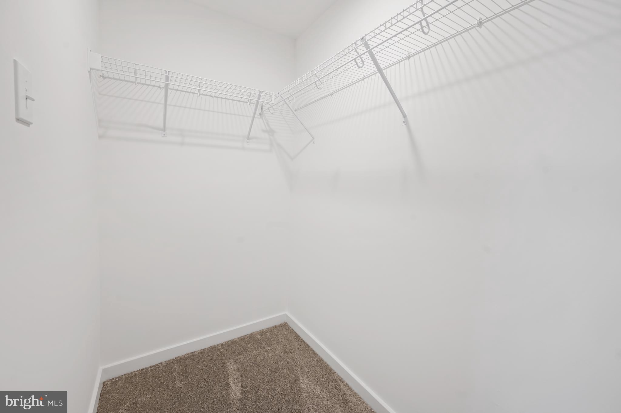 BRIDLE CREEK - Residential