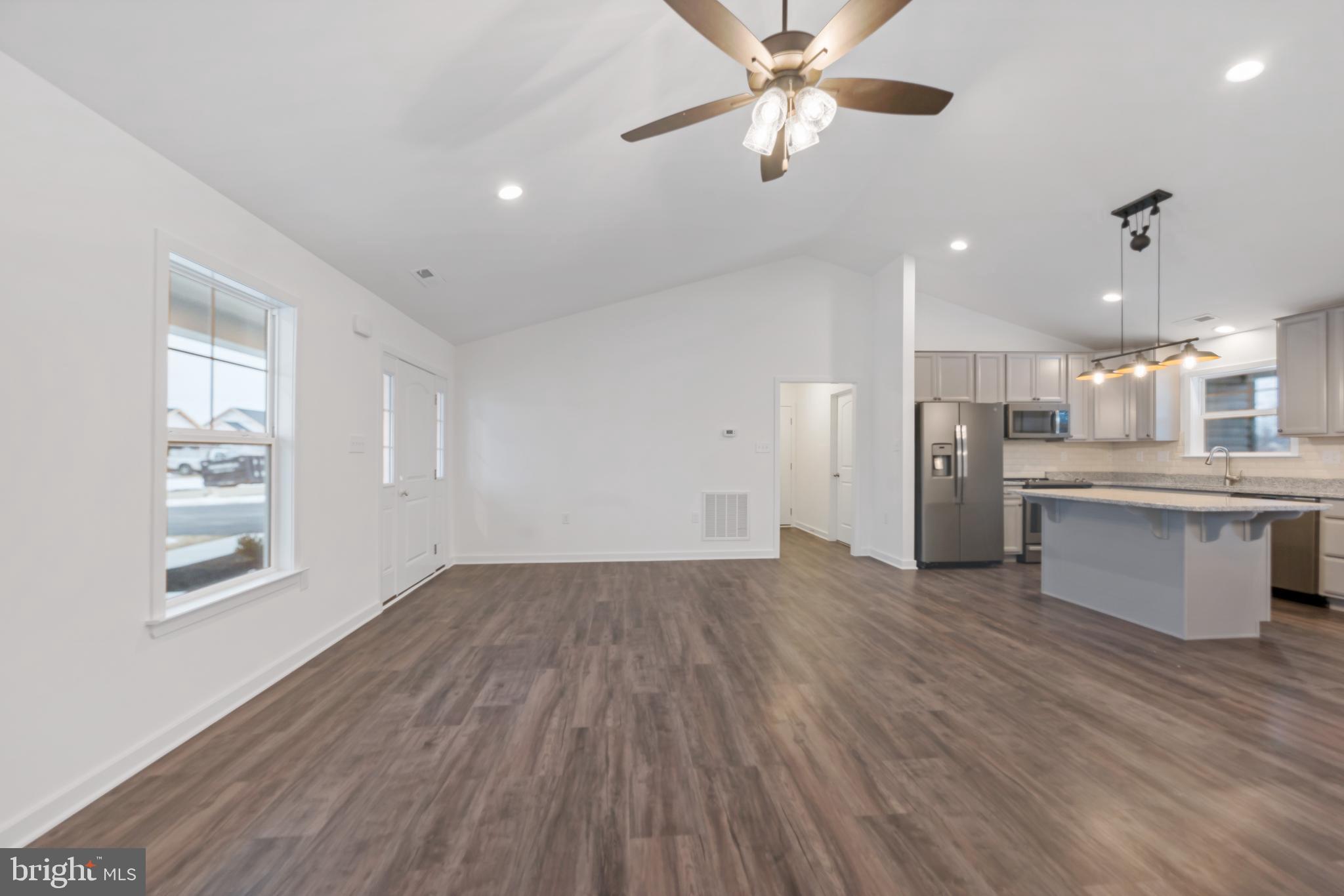 BRIDLE CREEK - Residential