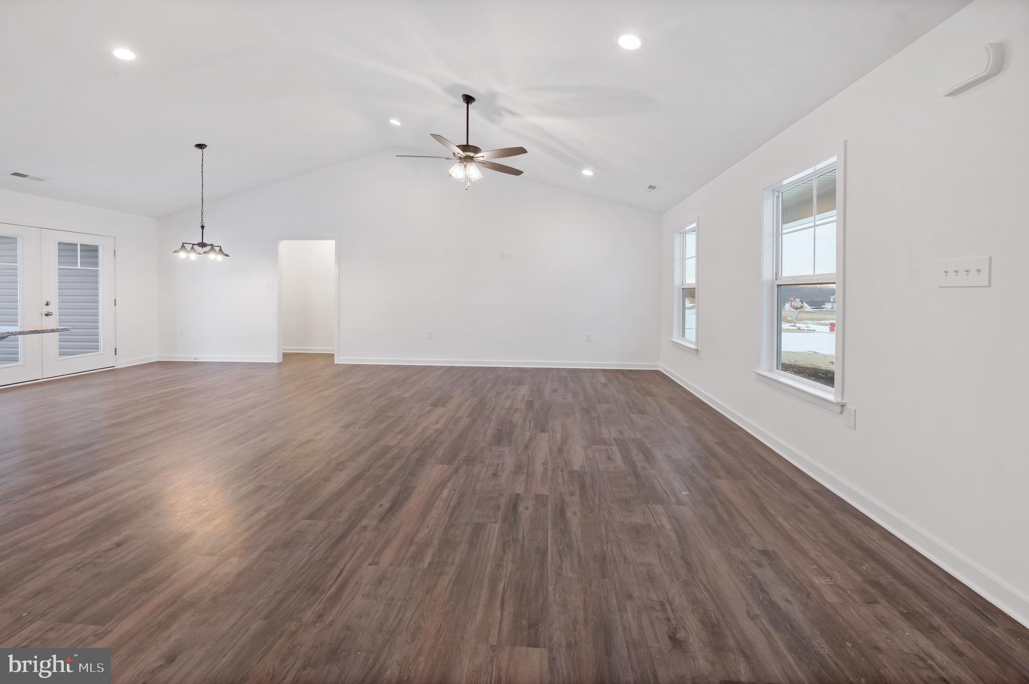 BRIDLE CREEK - Residential