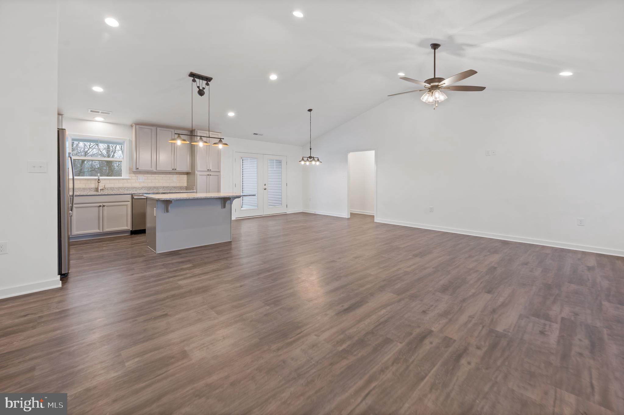 BRIDLE CREEK - Residential