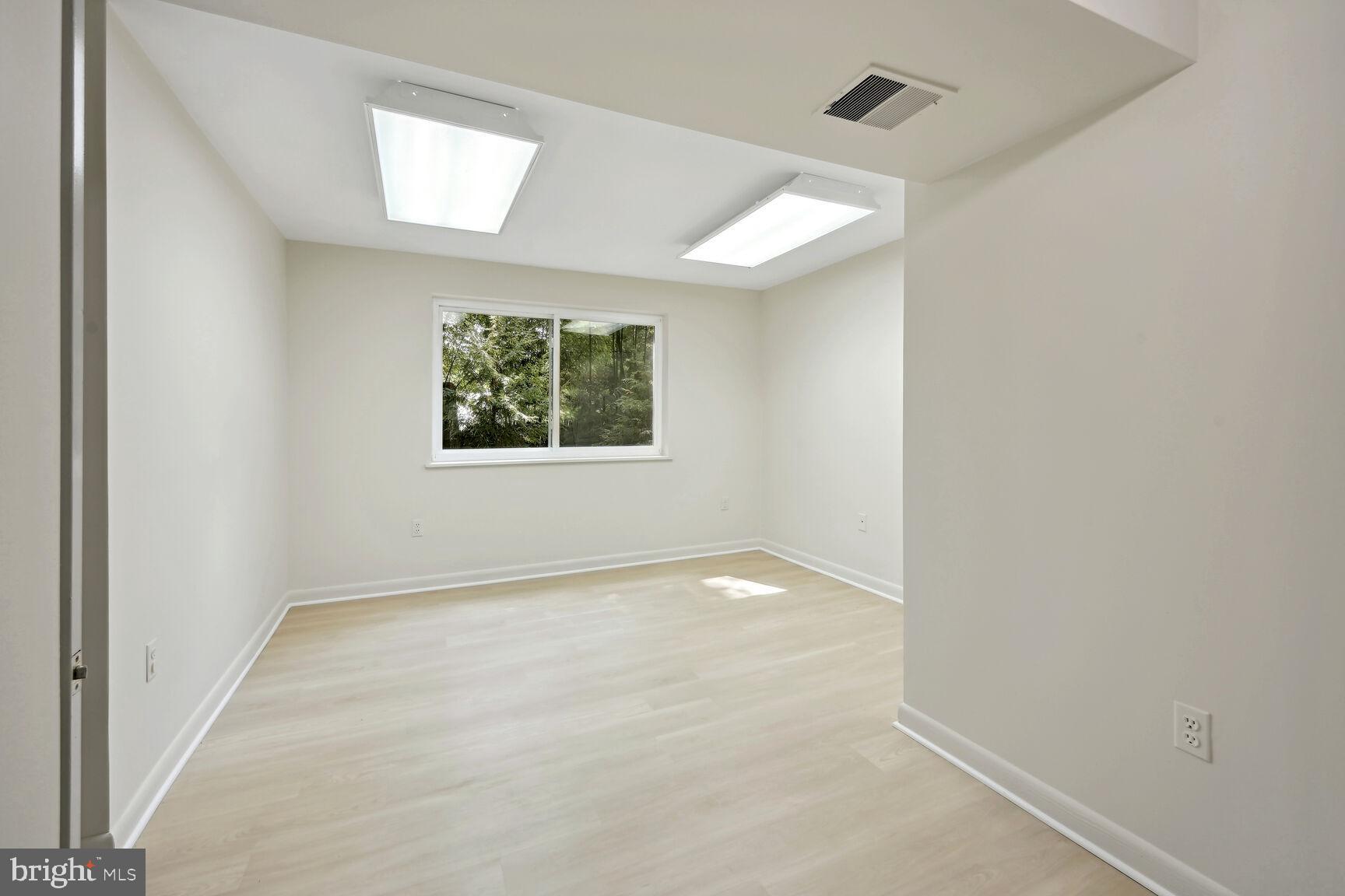 CAPITOL VIEW PARK - Residential