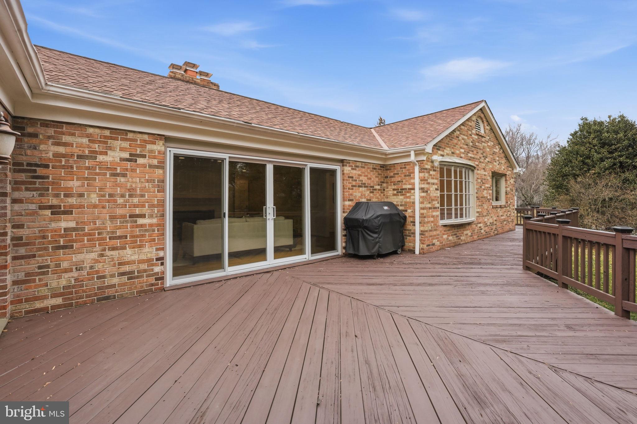 WOODHAVEN - Residential