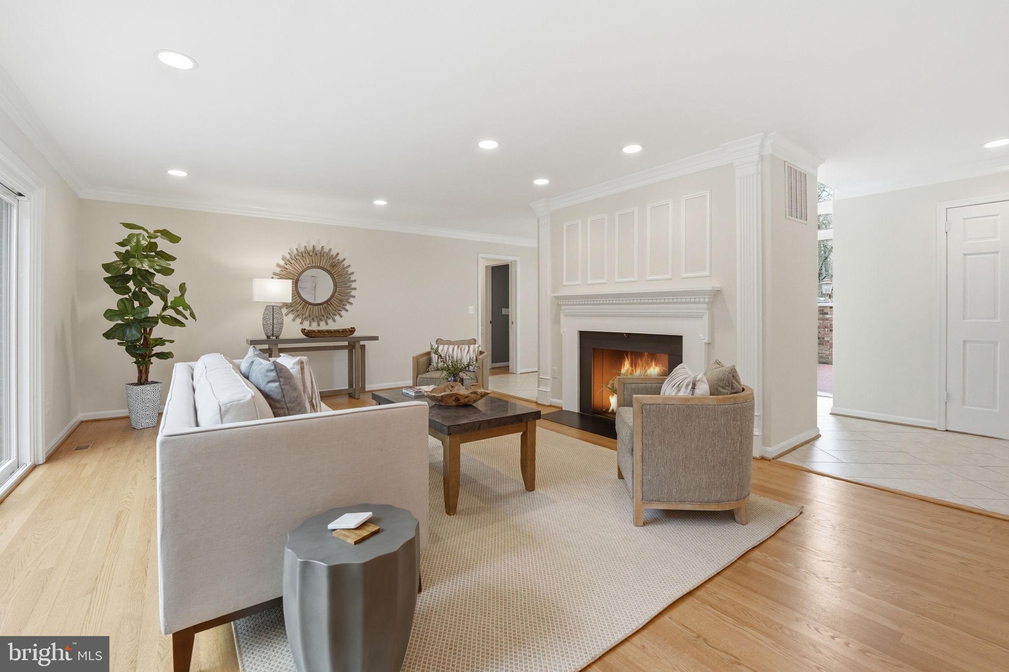 WOODHAVEN - Residential