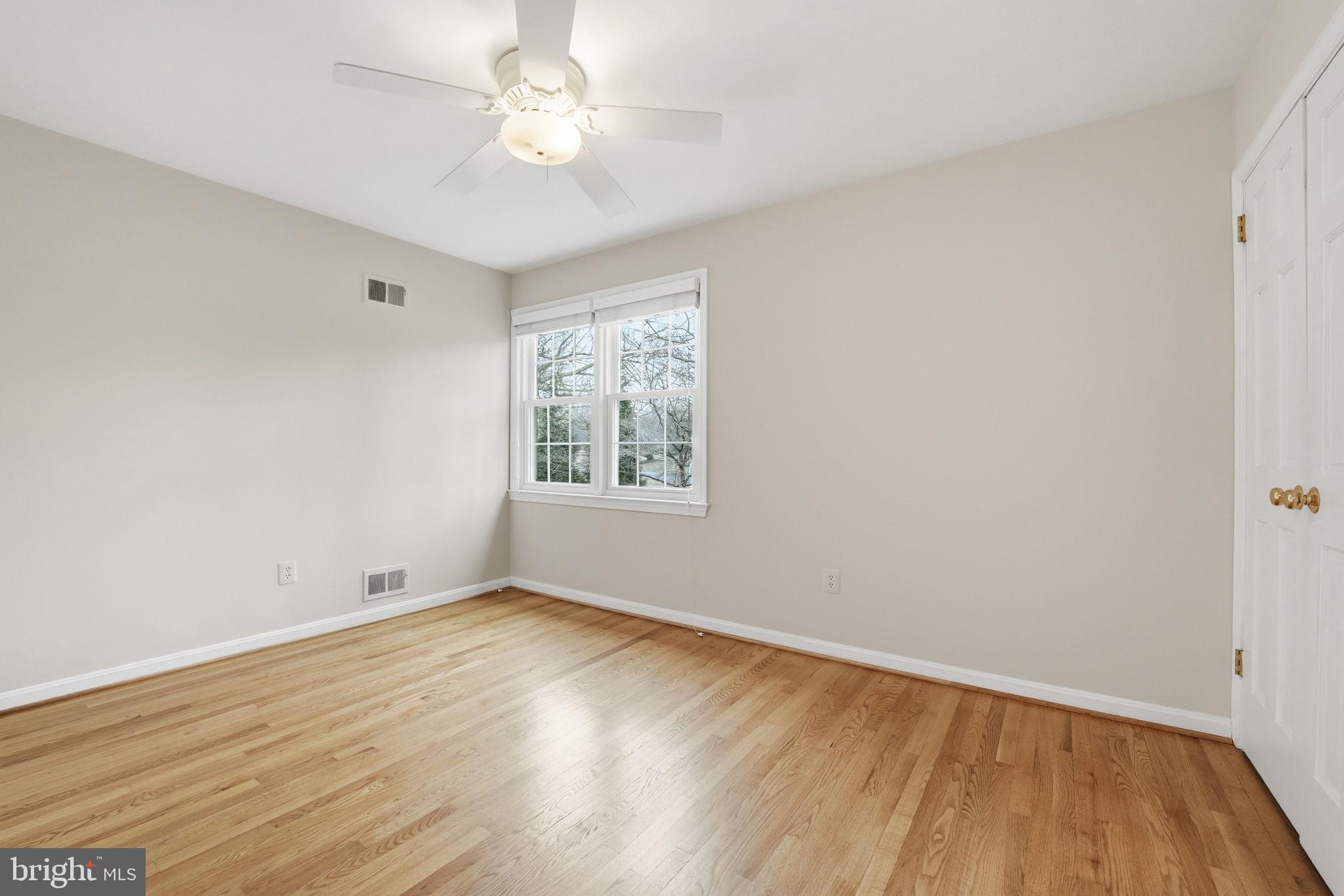 WOODHAVEN - Residential