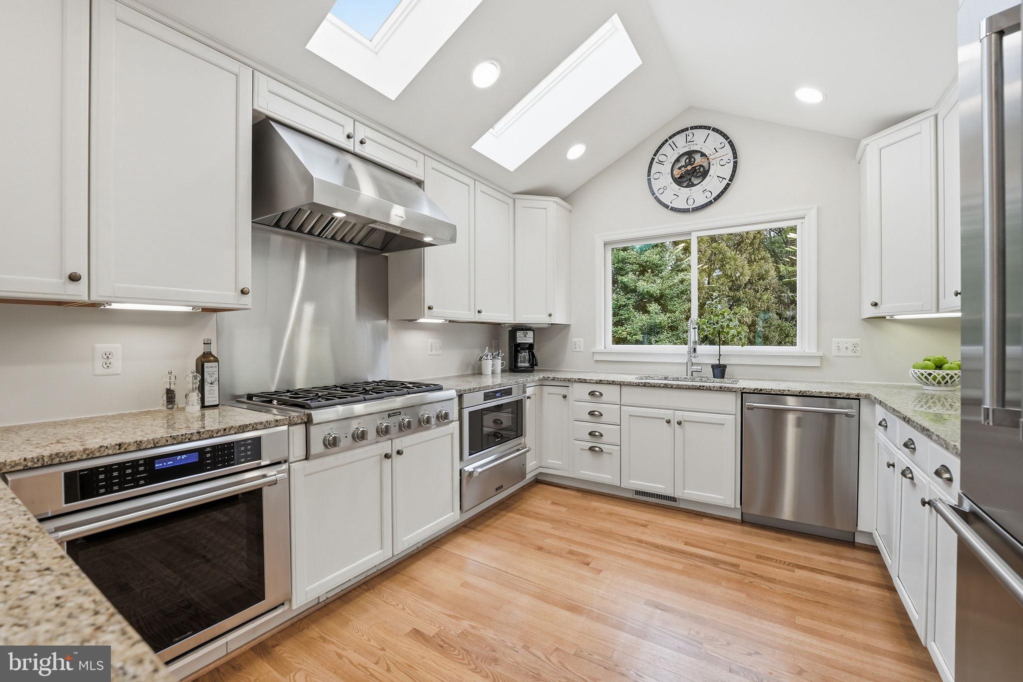 WOODHAVEN - Residential