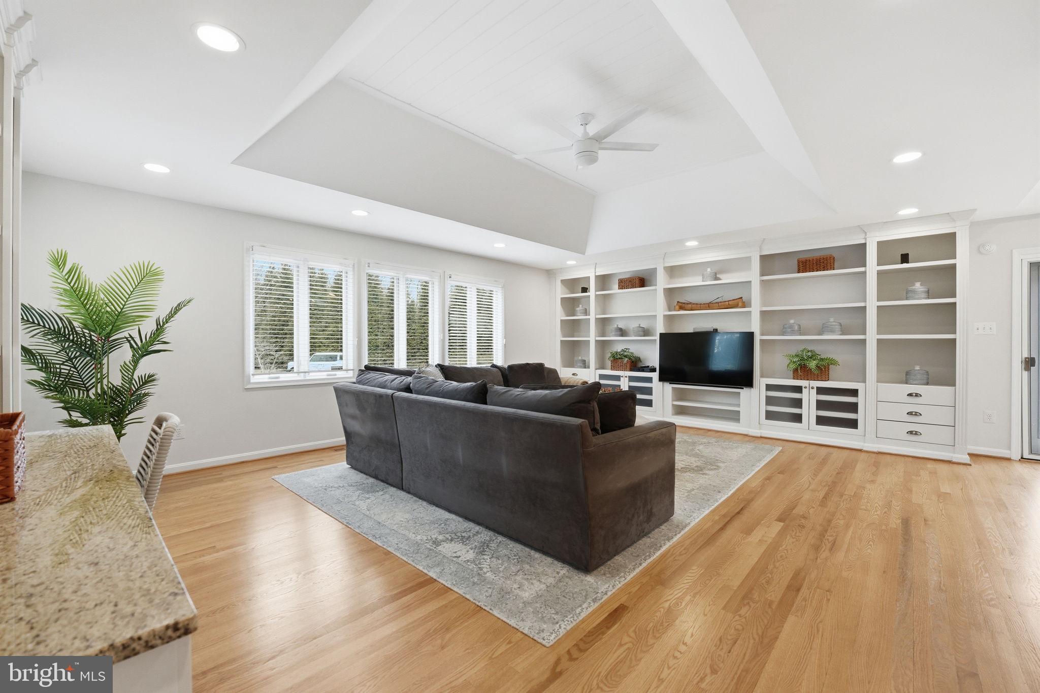 WOODHAVEN - Residential