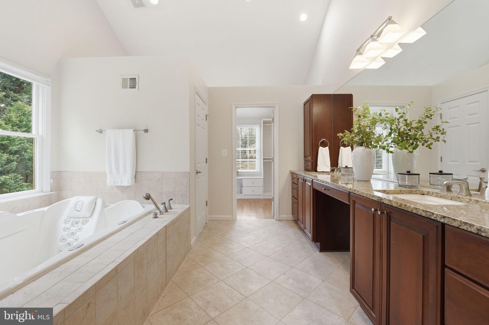 WOODHAVEN - Residential