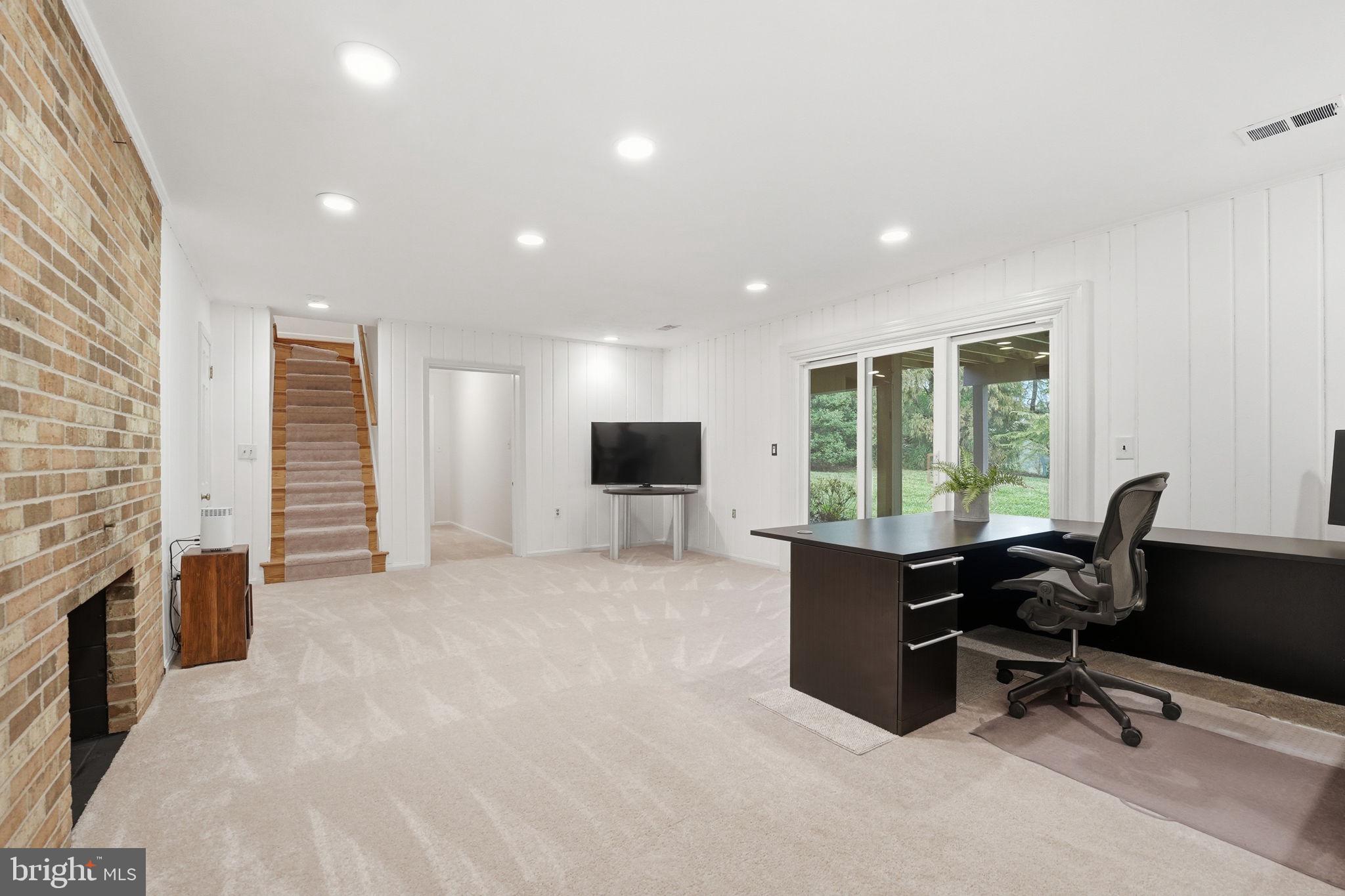 WOODHAVEN - Residential