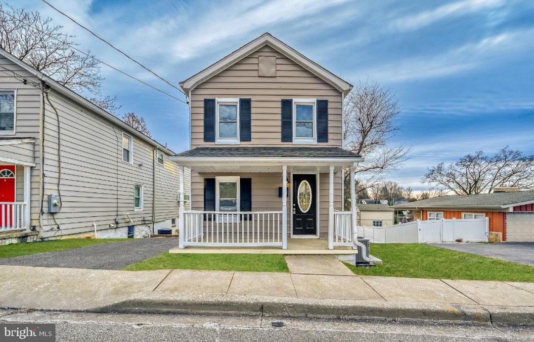 77 S CENTER STREET