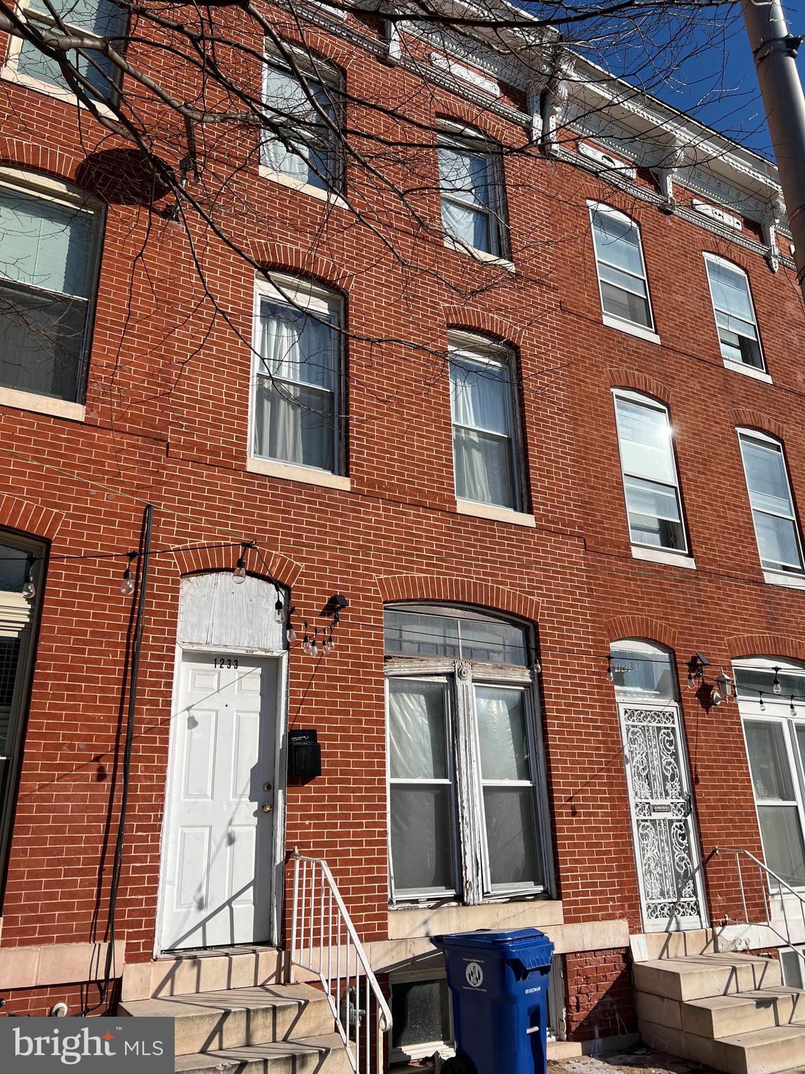 BROADWAY EAST - Residential